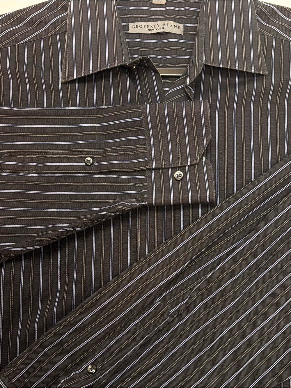 Geoffrey Beene Men's Black Shirt with Blue and White Pinstripes 16-34/35 EUC
